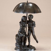 großer Garten im Freien Metallhandwerk Bronze Boy &amp; Girl Regenschirm Brunnen